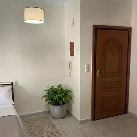 St Andrews 3 Апартаменты Патра